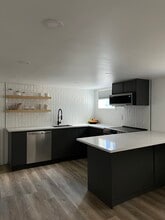 1375 Ouellette Av in Windsor, ON - Building Photo - Building Photo
