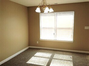 1009 Palomino Pl in Bargersville, IN - Building Photo - Building Photo