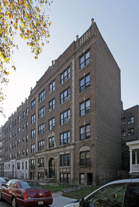 31 Gifford Ave in Jersey City, NJ - Building Photo