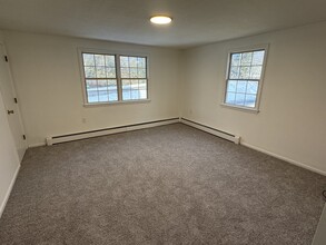 3 Bayview St in Yarmouth, ME - Foto de edificio - Building Photo