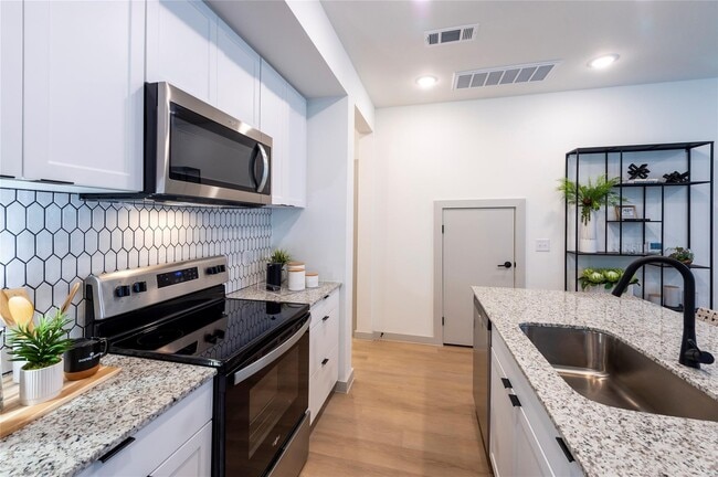 property at 319 Ft Bnd Dr