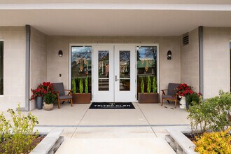 Triton Glen in Glen Allen, VA - Foto de edificio - Building Photo