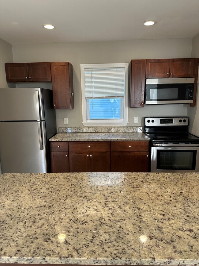 91 Homes Ave, Unit 2