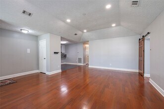 407 Juniper Ct in Stafford, TX - Building Photo - Building Photo