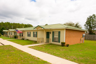 Bayview Estates in Orange Beach, AL - Foto de edificio - Building Photo