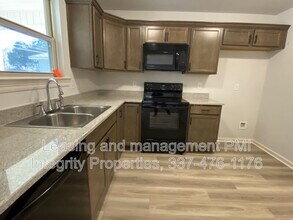 204 Armstrong Dr in Carencro, LA - Building Photo - Building Photo