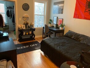 186 Kelton St, Unit 3 in Boston, MA - Foto de edificio - Building Photo