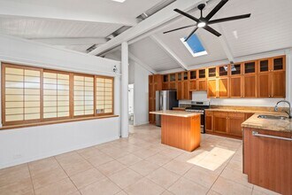 561 Kaleo Pl in Kihei, HI - Building Photo - Building Photo