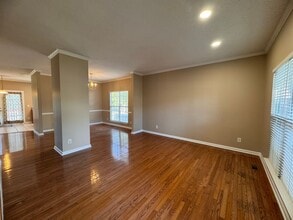 3861 Parkway Vista Dr in Greensboro, NC - Building Photo - Building Photo
