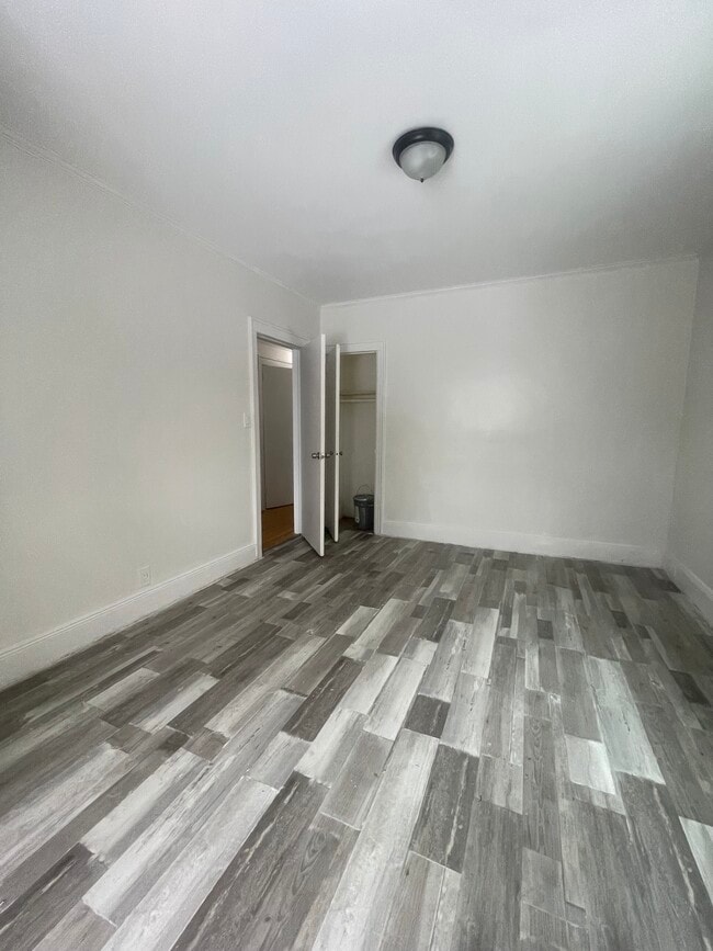 21633 118th Ave in Cambria Heights, NY - Foto de edificio - Building Photo