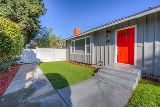 3530 Locust Ave in Long Beach, CA - Building Photo - Building Photo