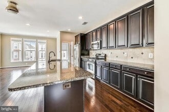 21771 Harroun Terrace in Ashburn, VA - Building Photo - Building Photo