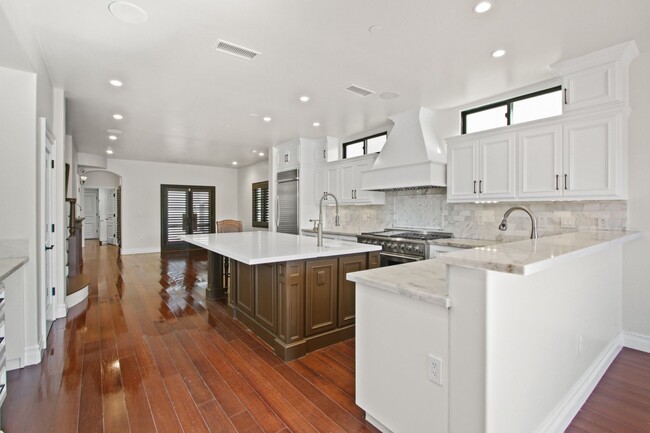 405 14th St in Huntington Beach, CA - Building Photo - Building Photo