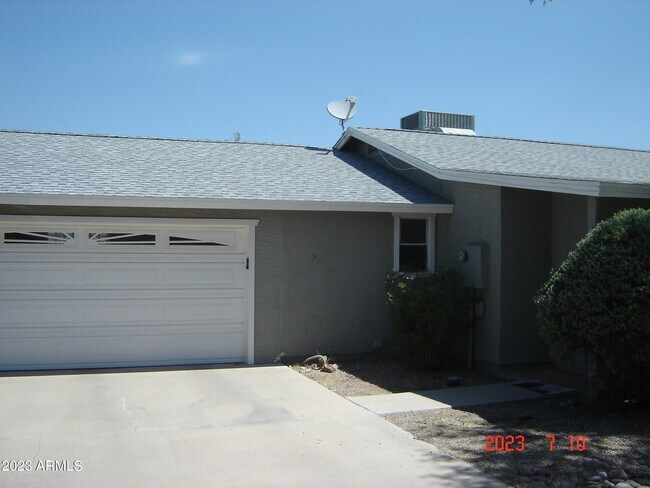 1940 W Manrad Dr in Wickenburg, AZ - Building Photo - Building Photo