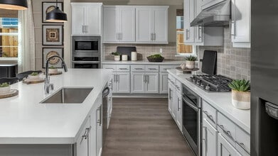 8065 Lamplight Dr in Tracy, CA - Building Photo - Building Photo