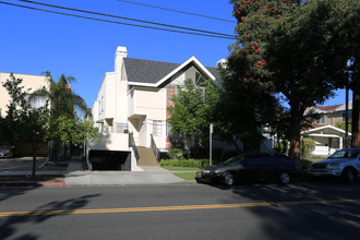 211 N Adams St in Glendale, CA - Building Photo - Building Photo