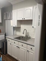 24 Maiden Ln in Little Ferry, NJ - Building Photo