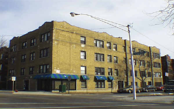 6501 N Ashland Ave in Chicago, IL - Building Photo