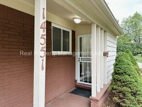 14551 Marlow St in Oak Park, MI - Building Photo - Building Photo