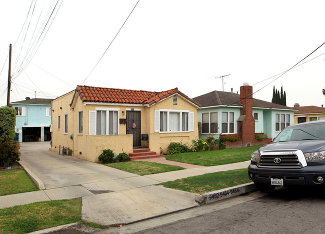 9458-9464 1/2 Los Angeles St in Bellflower, CA - Building Photo - Building Photo