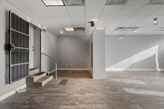 1338 W Irving Park Rd in Chicago, IL - Building Photo - Building Photo