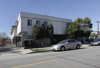 7131 Bellaire Ave in North Hollywood, CA - Building Photo - Building Photo