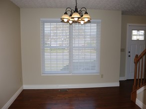 6247 Marshall Bay Cir in Grove City, OH - Building Photo - Building Photo