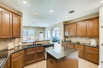 3329 Guadalajara St in Round Rock, TX - Building Photo - Building Photo