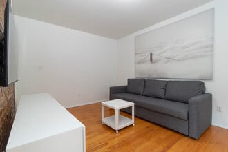 1794 1st Ave in New York, NY - Building Photo - Building Photo