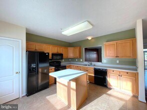 48344 Long Ln in Lexington Park, MD - Building Photo - Building Photo