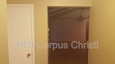 4249 Mulligan Dr in Corpus Christi, TX - Building Photo - Building Photo