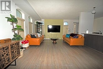 25 Camilleri Rd in Ajax, ON - Building Photo - Building Photo