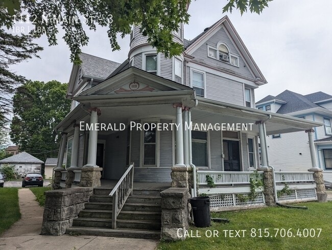 1112 N Main St in Rockford, IL - Building Photo - Building Photo