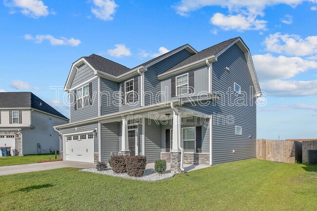 1408 Friar Rock Cir in Hope Mills, NC - Building Photo - Building Photo