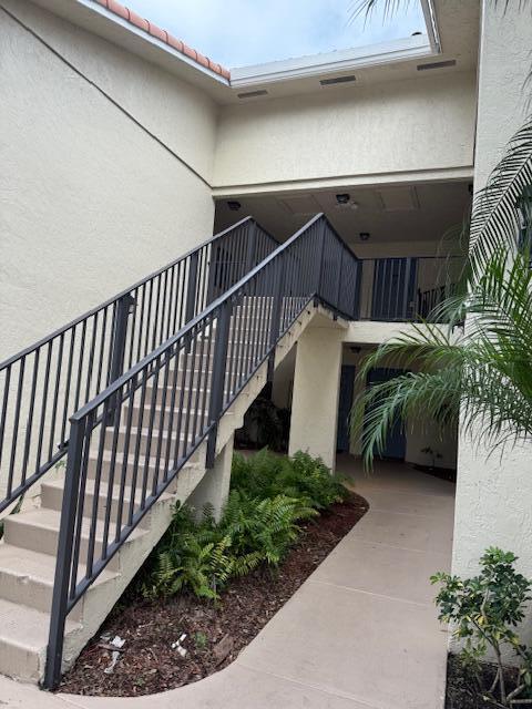 1562 Lake Crystal Dr in West Palm Beach, FL - Building Photo - Building Photo