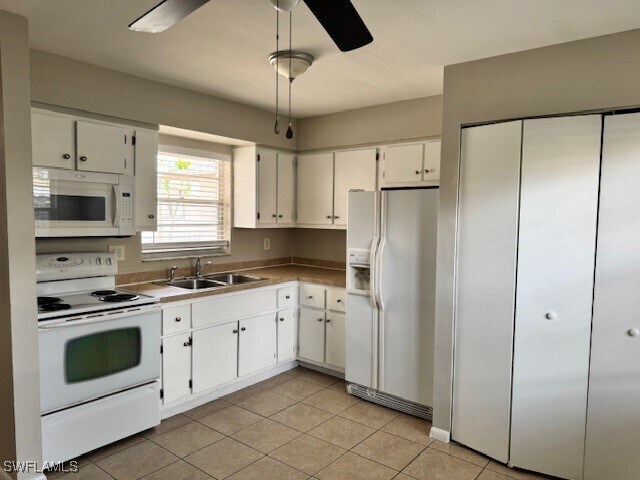 218 SE 16th Pl in Cape Coral, FL - Building Photo - Building Photo