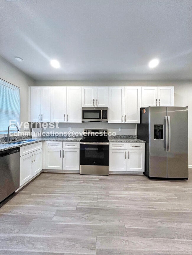 312 N Correll St in Landis, NC - Building Photo - Building Photo