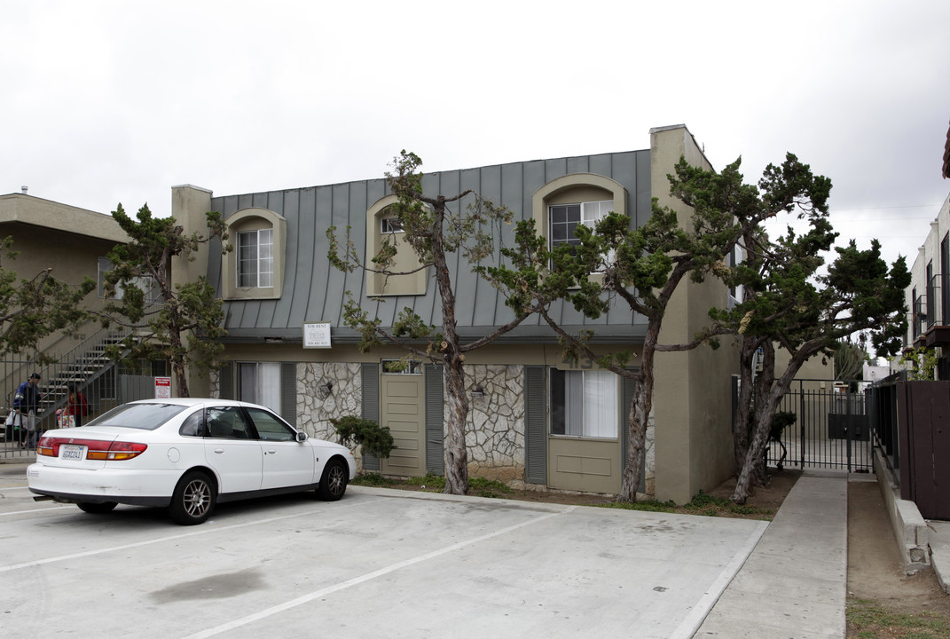 4137 Highland Ave in San Diego, CA - Building Photo