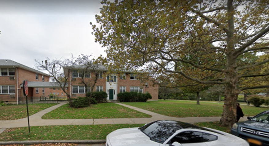60 Shoreview Dr in Yonkers, NY - Building Photo