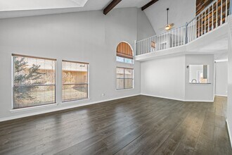 11123 Gatesden Dr in Tomball, TX - Building Photo - Building Photo