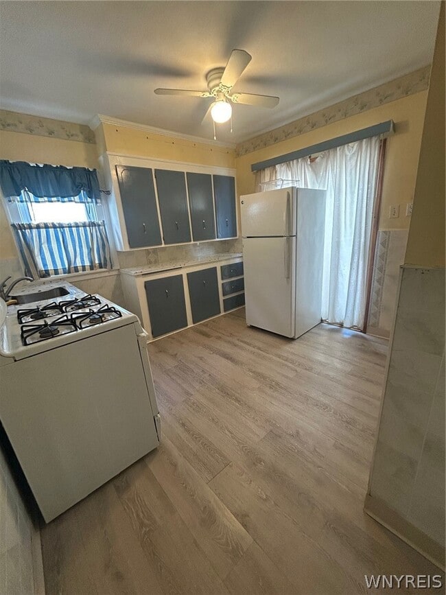 71 Page St in Buffalo, NY - Building Photo - Building Photo