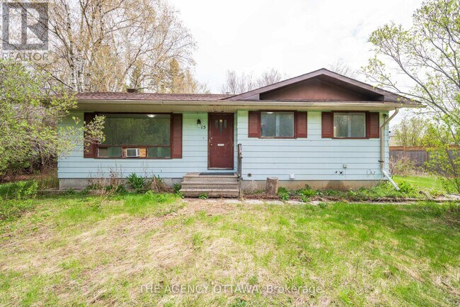 15 Cherry Dr