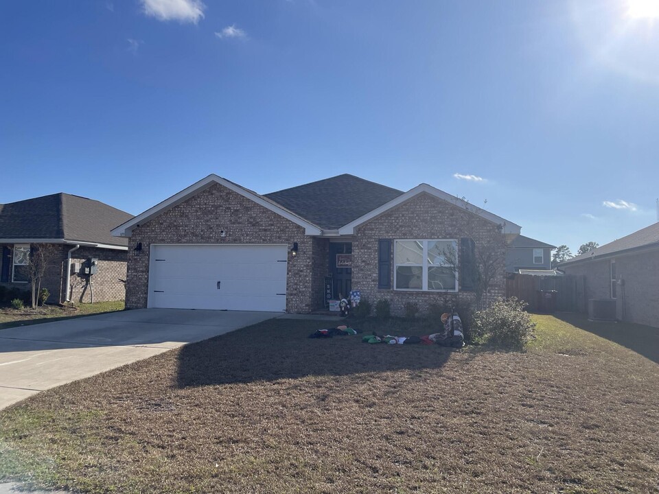 919 Merganser Way in Crestview, FL - Building Photo