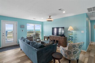 21822 Termini-San Luis Pass Rd in Galveston, TX - Building Photo - Building Photo