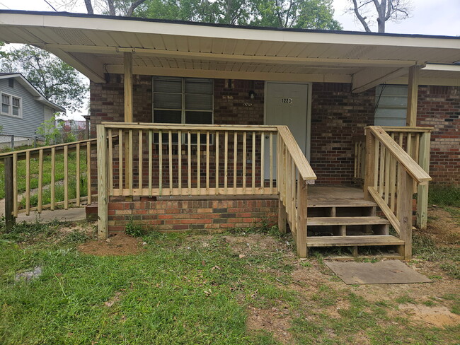 property at 122 Plaza Dr