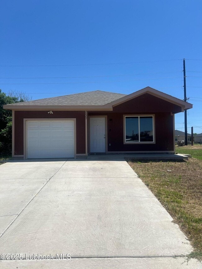 property at 2627 Globe Ave