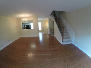 1332 Thornborough Dr in Alpharetta, GA - Building Photo - Building Photo