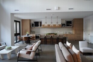 19355 N 73rd Way in Scottsdale, AZ - Building Photo