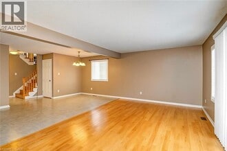 10 Verona St in Kitchener, ON - Building Photo - Building Photo