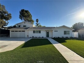 1336 Calle Tulipan in Thousand Oaks, CA - Building Photo